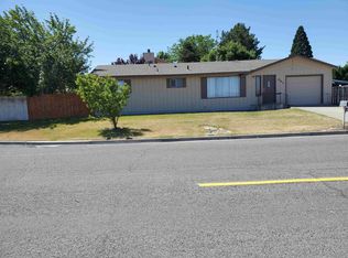 801 NW Crescent Ave, Sunnyside, WA