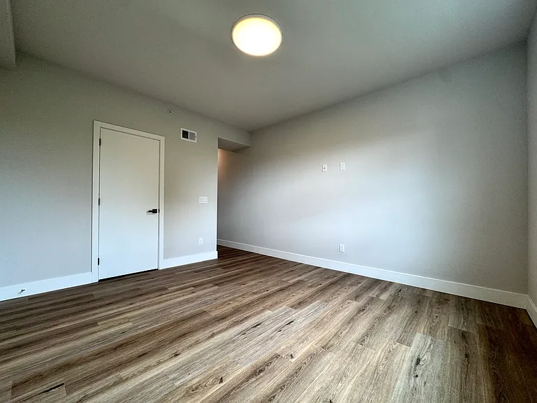 5222-24 Chester Ave #15 — Photo 36