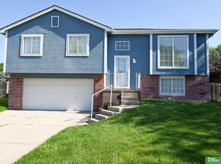 2412 Lewis And Clark Rd, Bellevue, NE 68123