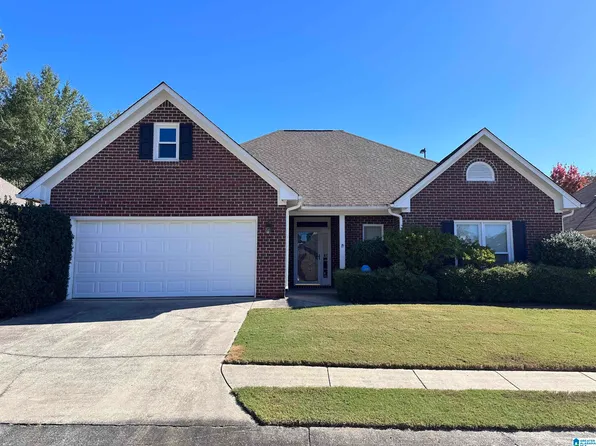 3660 Cedar Creek Cir, Trussville, AL 35173