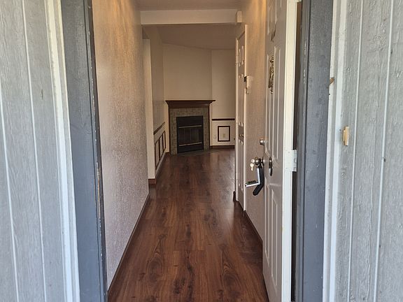 2nd image of 5524 Royal Meadow Ln