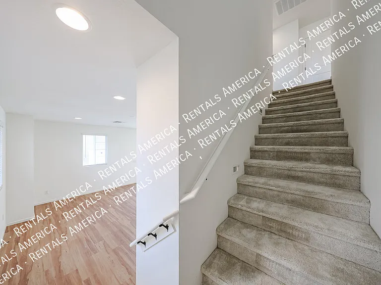 16875 N 12th St #33 — Photo 24