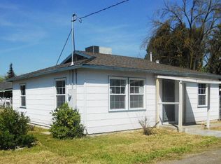1564 N Blythe Ave, Fresno, CA