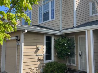 516 Laurel Grove Cir, Santa Rosa, CA 95407