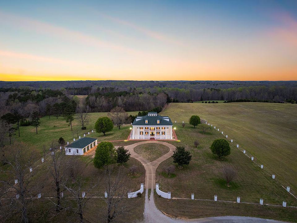 4th image of 99 Posey Cir