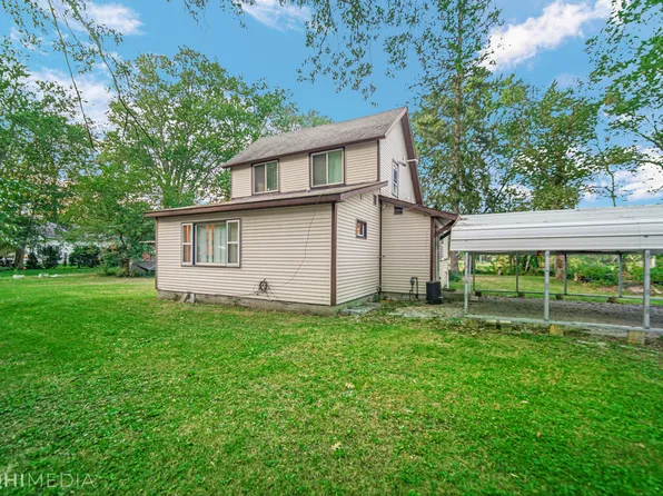 2753 N 17120e Rd, Momence, IL 60954