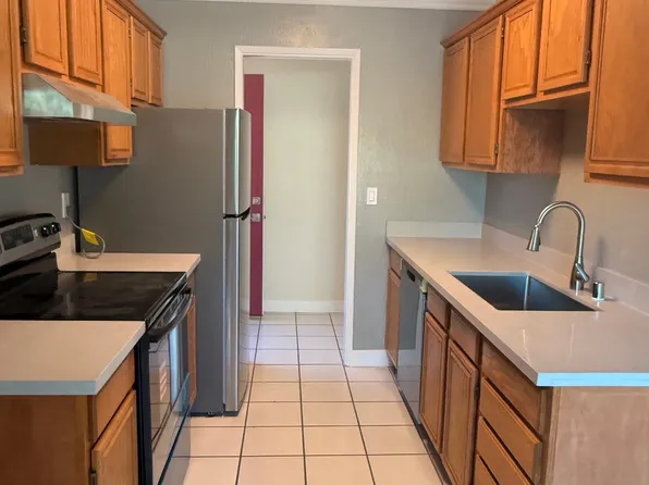 1228 Coronado Dr #14, Sunnyvale, CA 94086