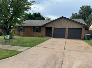 2116 Vanishing Trl, Edmond, OK 73013