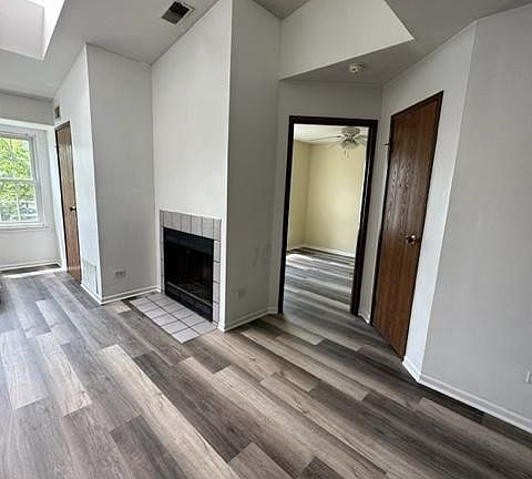 5th image of 1403 Wyndham Cir #204