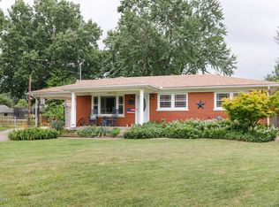 5218 Venus Dr, Louisville, KY 40258