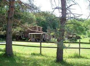 53 State Farm Rd, Voorheesville, NY 12186