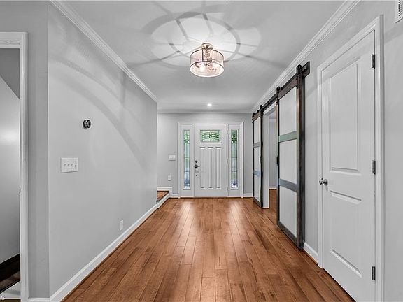 4th image of 4803 Horseshoe Ln