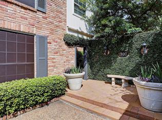 1907 Nantucket Dr, Houston, TX 77057