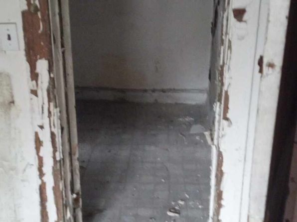 detroit-michigan-245793111 picture