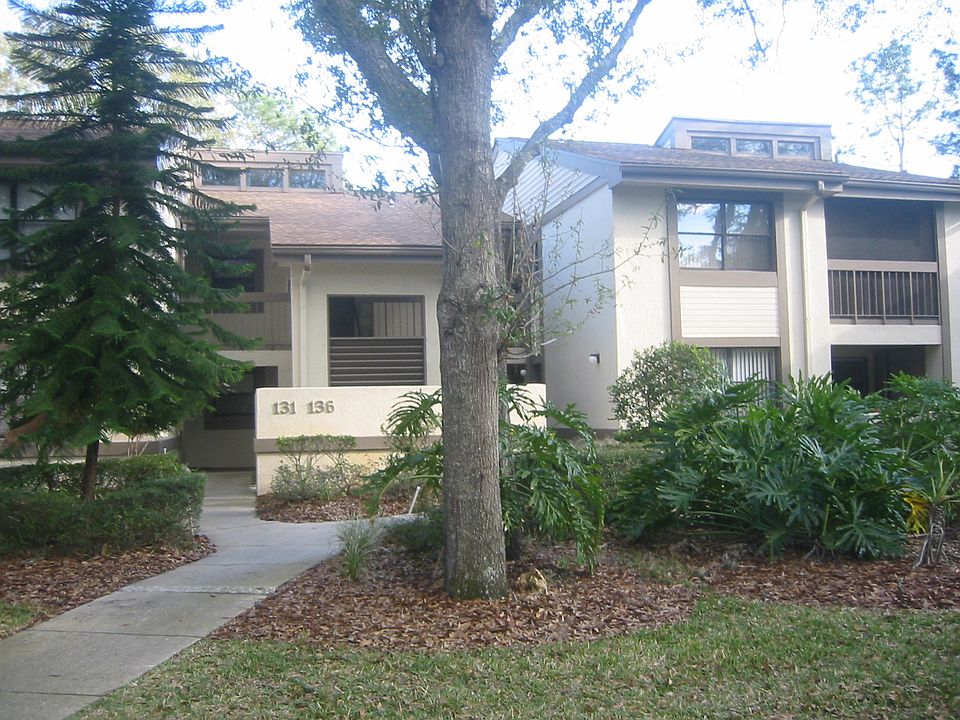 1st image of 131 Woodlake Wynde
