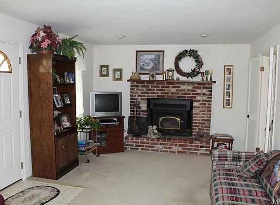 2nd image of 9301 Guthrie Ave