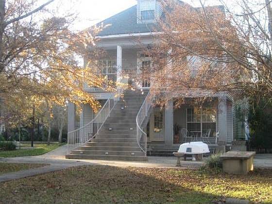 1st image of 69098 Riverbend Dr