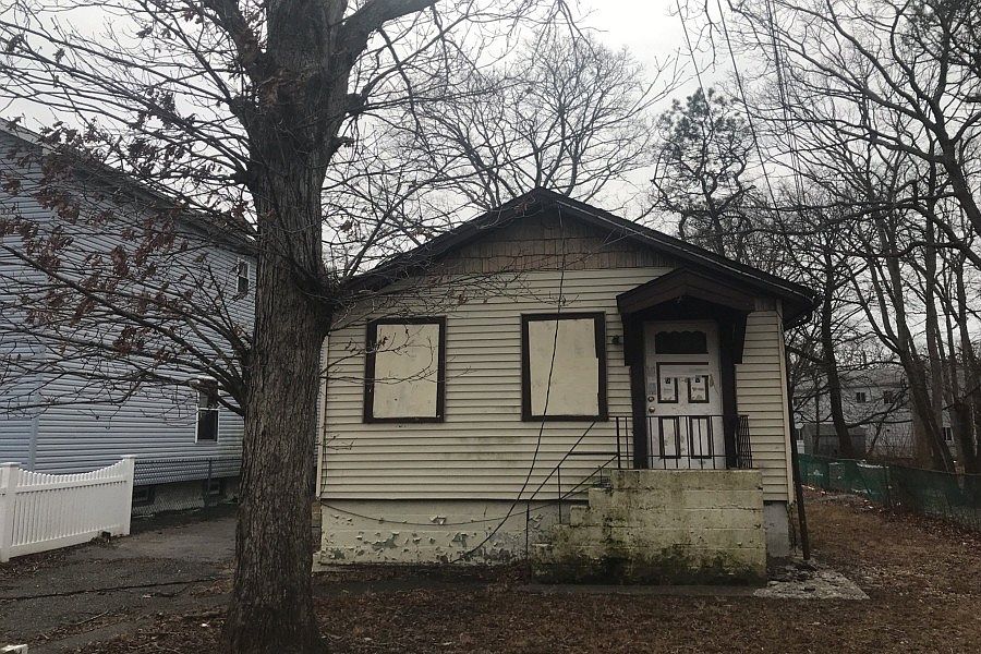 1st image of 60 Grand Blvd