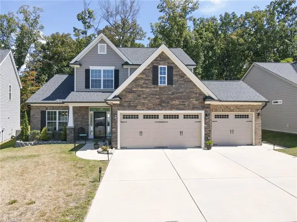 4015 Saint Johns St, High Point, NC 27265