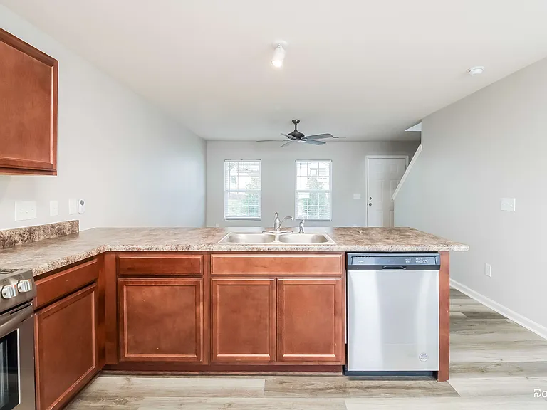 2530 Windstone Ct — Photo 4