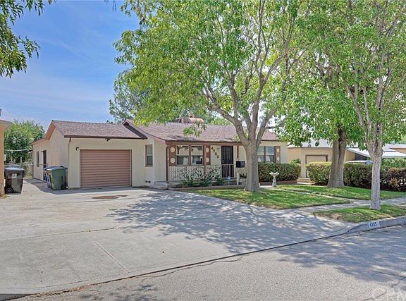 4th image of 4755 N Mayfield Ave