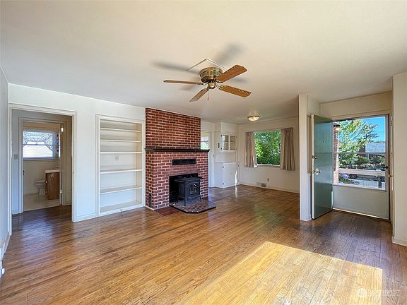 4th image of 222 N Francis Street