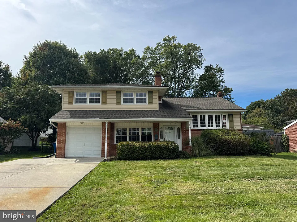 119 Forsythia Dr
