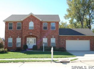 2103 Little Round Top Dr, Edwardsville, IL 62025