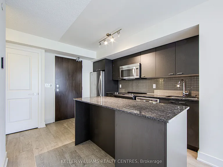 88 Sheppard Ave E #511 — Photo 6