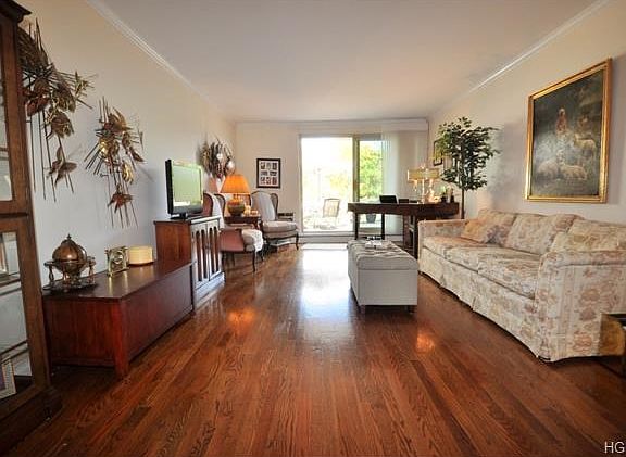 Private oversized terrace is 20' x 24'. One of the largest in the complex.