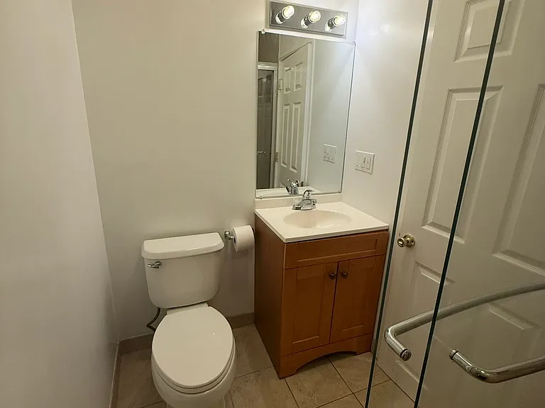 130 Wilson Ave — Photo 5
