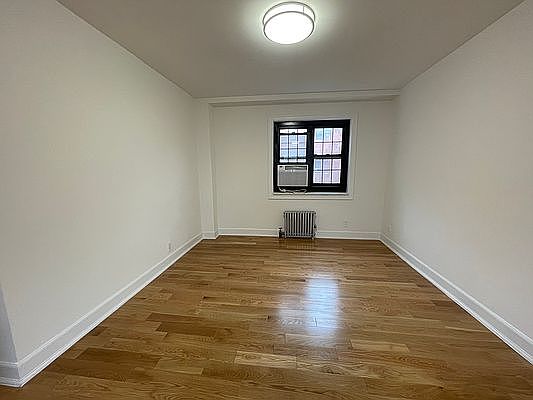 4th image of 14129 78th Ave APT 2A