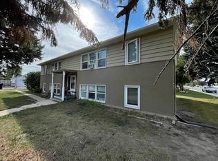 413 18th St W APT 1, Williston, ND 58801