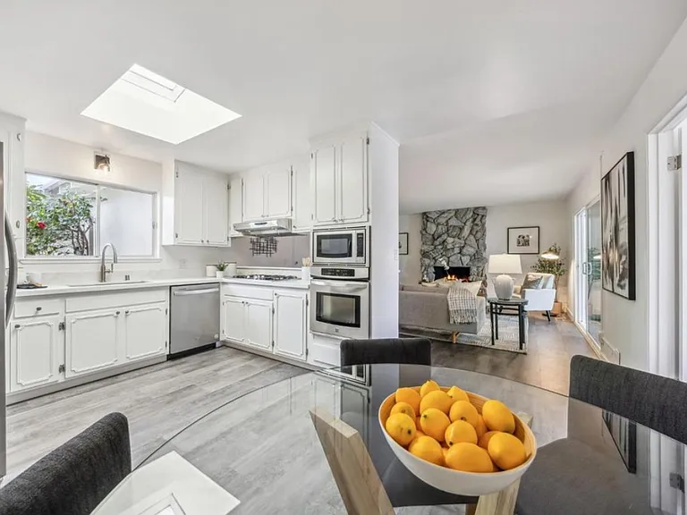70 Birch Ave — Photo 7