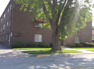 7416 Franklin St #2, Forest Park, IL 60130