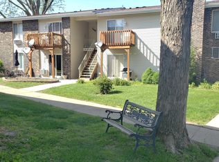 2400-107 Light Rd, Oswego, IL 60543