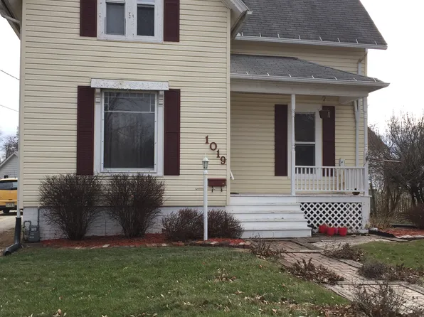 1019 Lincoln St, Galesburg, IL 61401