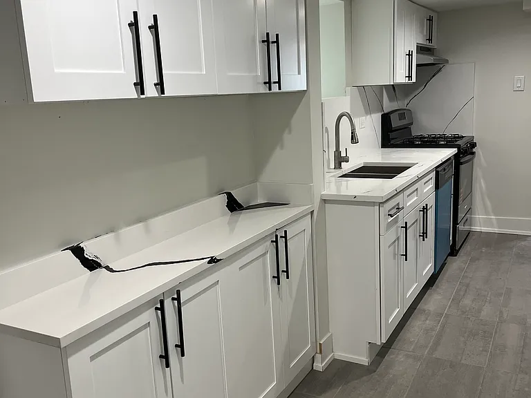 5624 N Marmora Ave #B — Photo 1