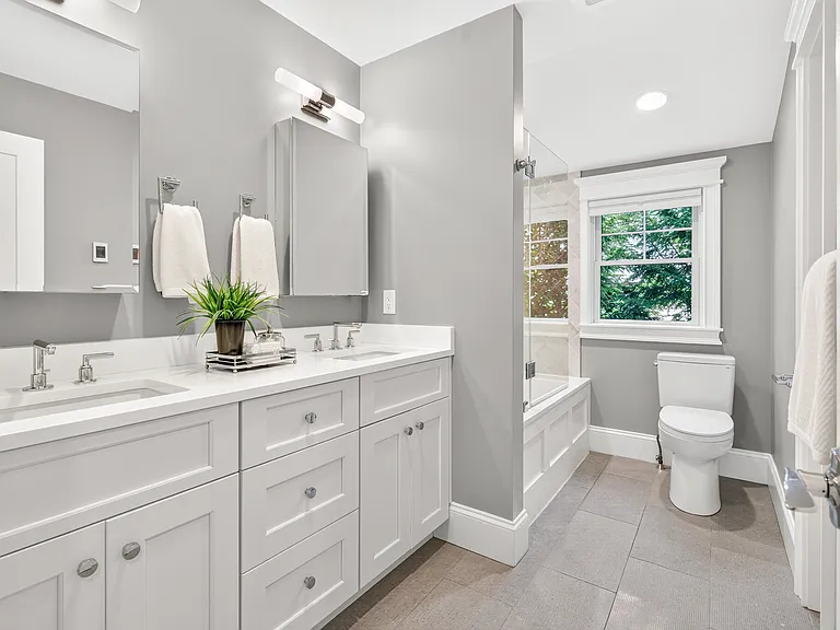 101 Sumner Rd #A — Photo 11