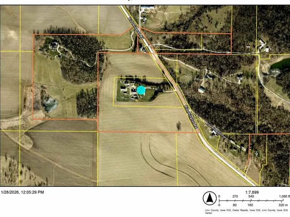 Bloomington Rd, Marion, IA 52302