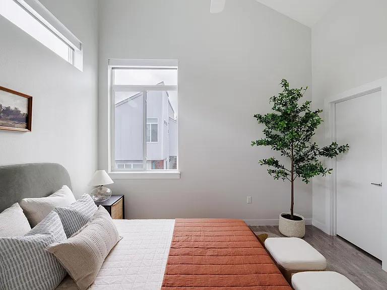 801 N Bluff Dr #28 — Photo 19