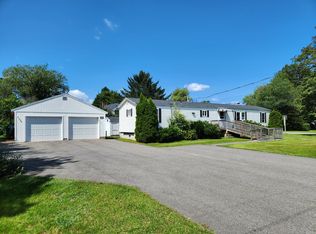 5 Bremen Rd, Waldoboro, ME 04572