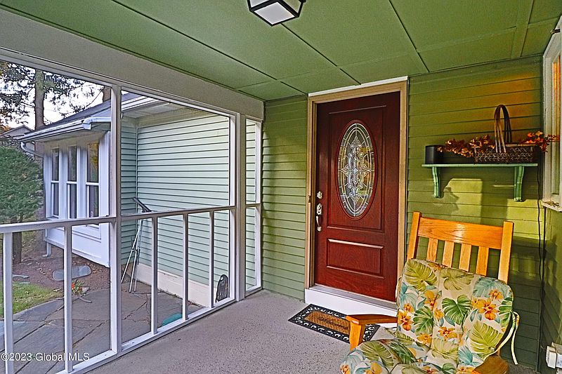3rd image of 69 Southbury Rd