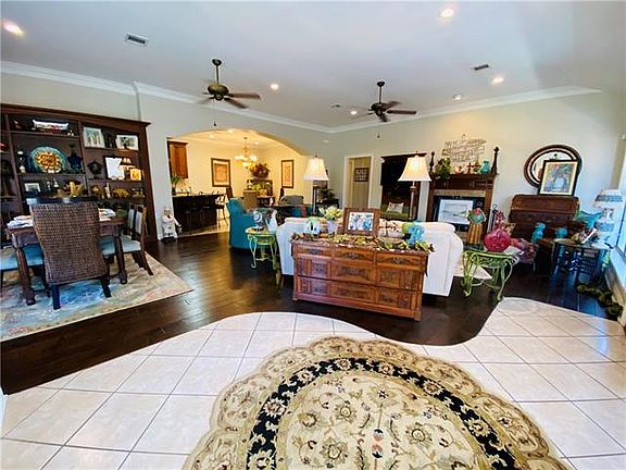 3rd image of 2817 N Locke Point Dr