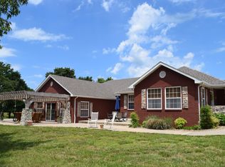 1171 E 412th Rd, Bolivar, MO 65613