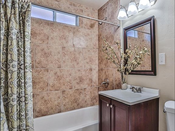 Main bathroom.