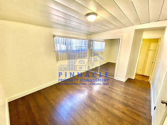 5th image of 926 N Loma Vista Dr #A