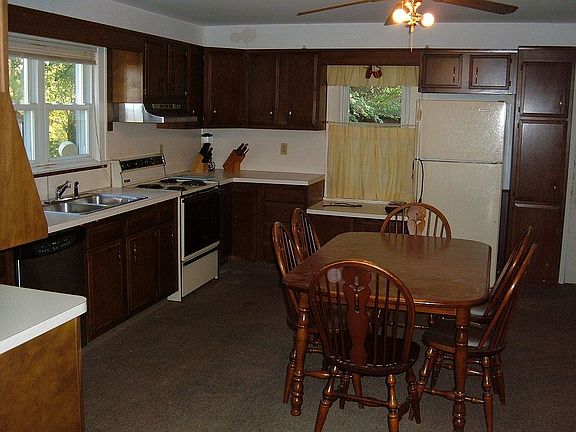 Huge kitchen