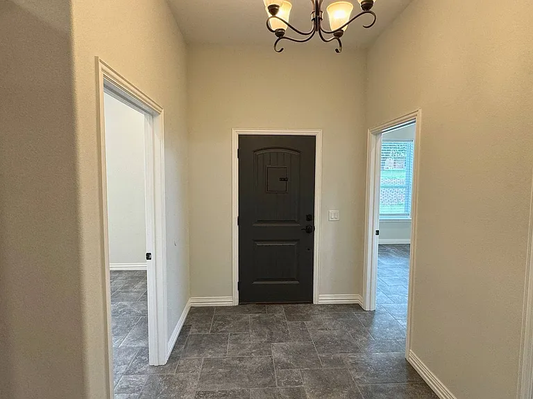 8 Gilbert Rd — Photo 5