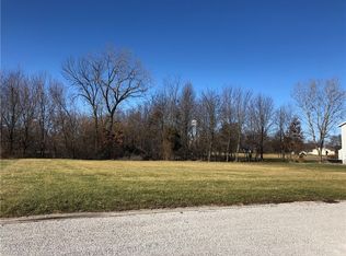 904 S Evergreen St, Altamont, IL 62411